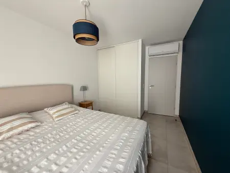 T2 avec terrasse vue étang de Thau à Sète, parking privé : photo 8