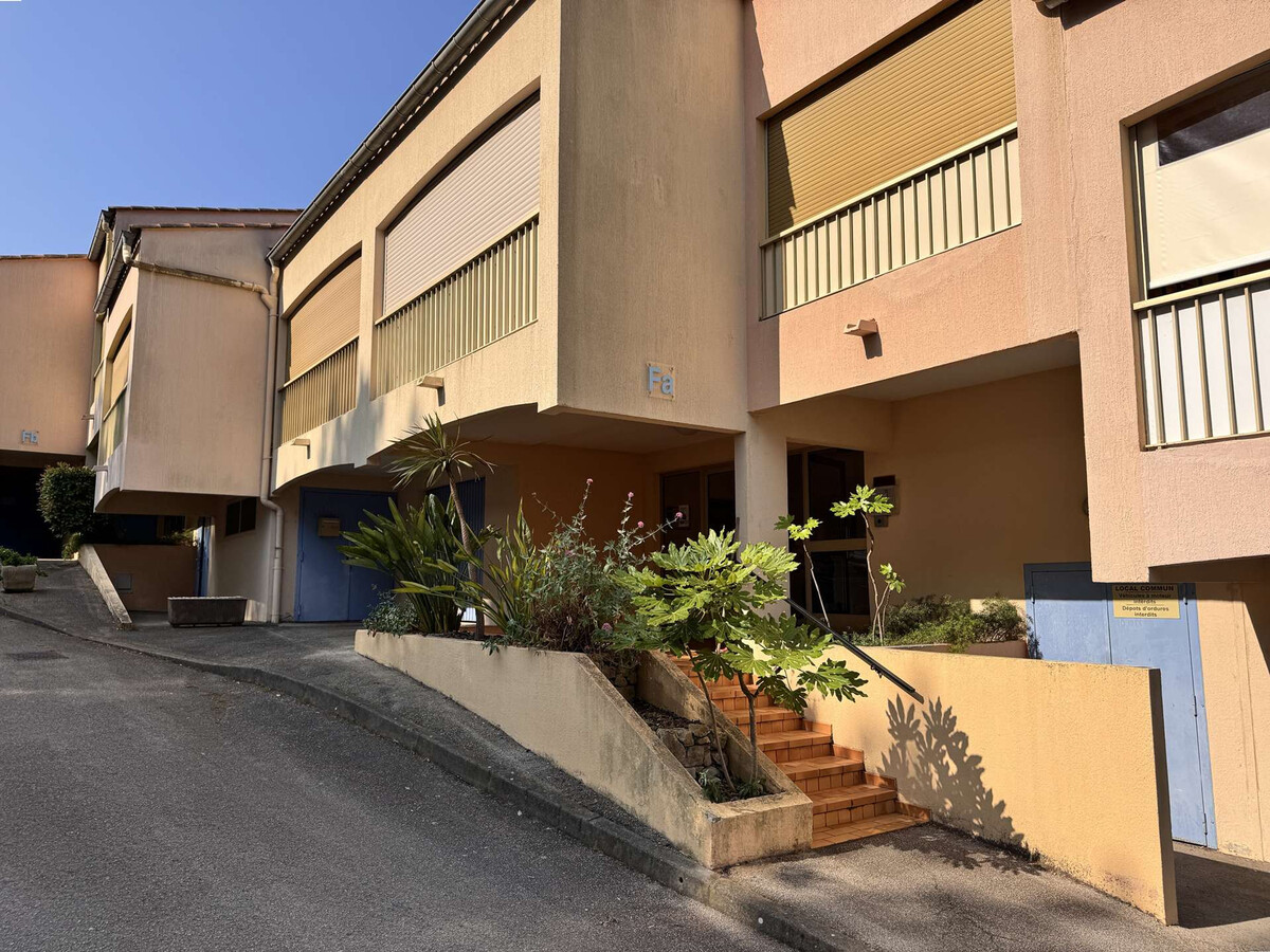 Appart. rénové 6 pers. à Sanary, piscine et plage à pied - Photo 16