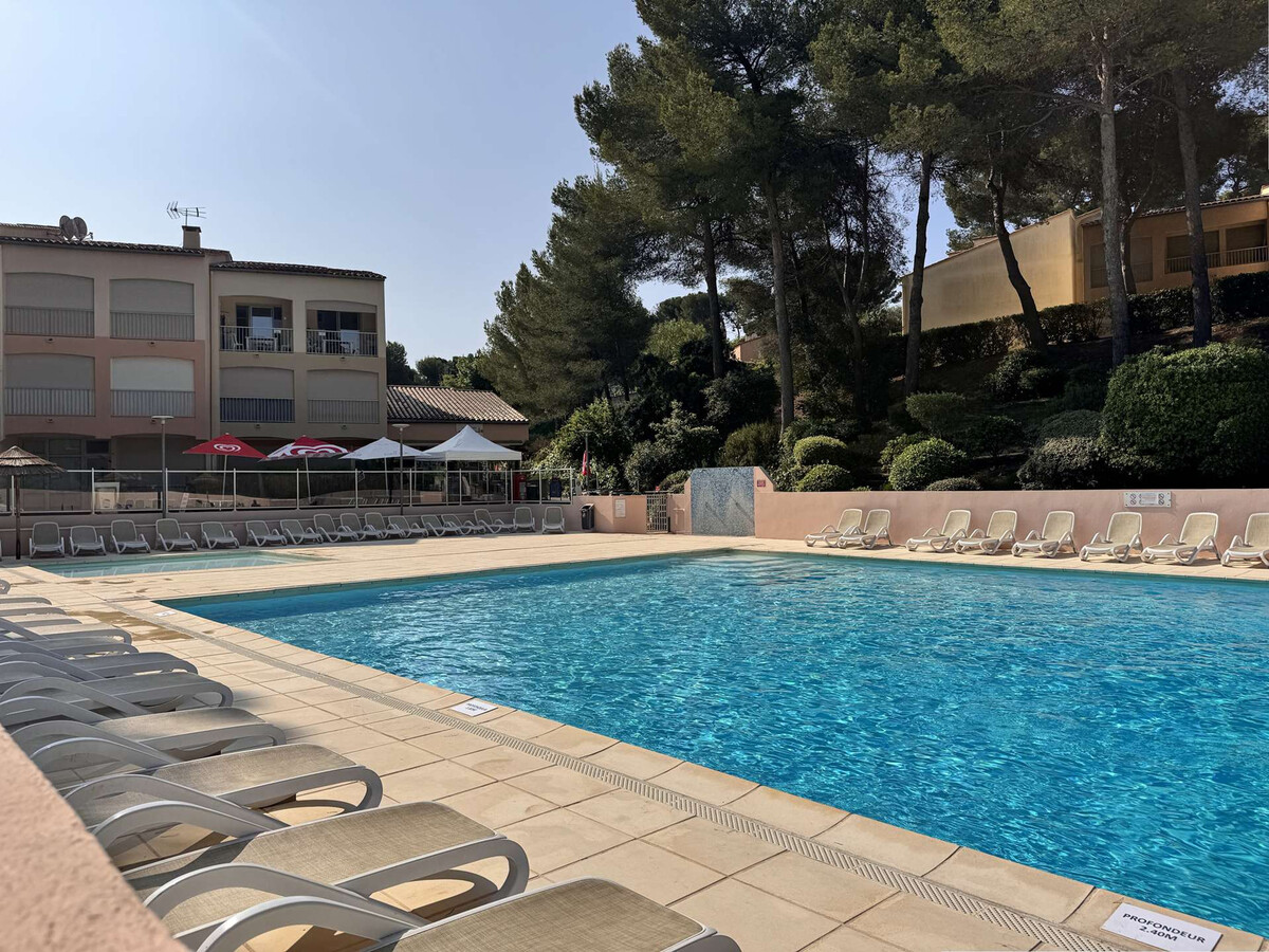Appart. rénové 6 pers. à Sanary, piscine et plage à pied - Photo 17