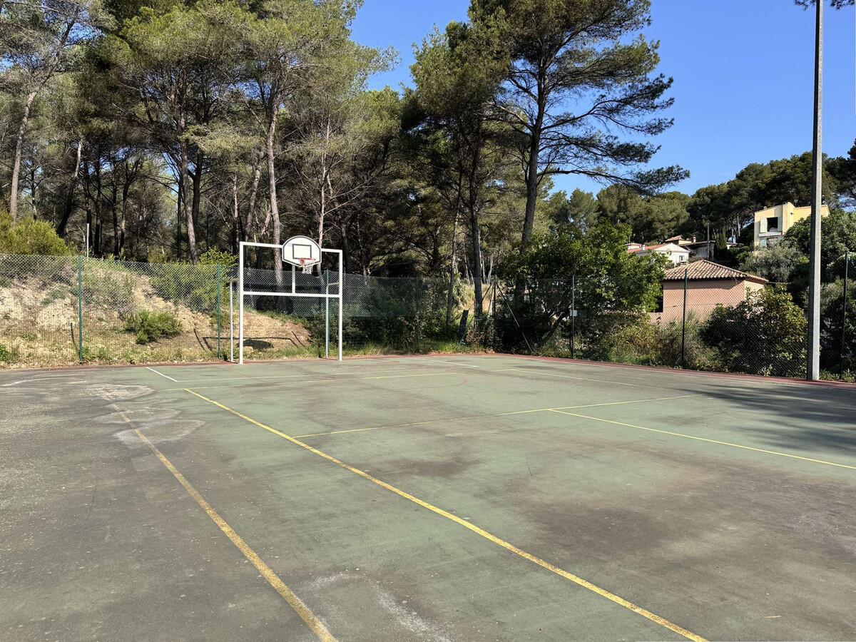 Appart. rénové 6 pers. à Sanary, piscine et plage à pied - Photo 18
