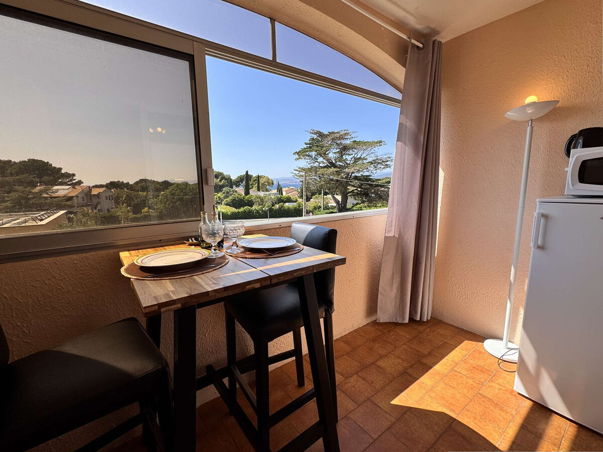 Studio avec loggia et parking - Six-Fours-les-Plages - Photo 1