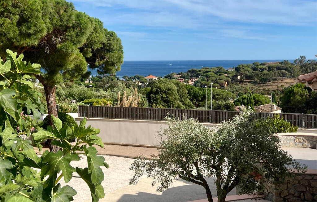 Villa vue mer à Roquebrune-sur-Argens, 6 personnes - Photo 2