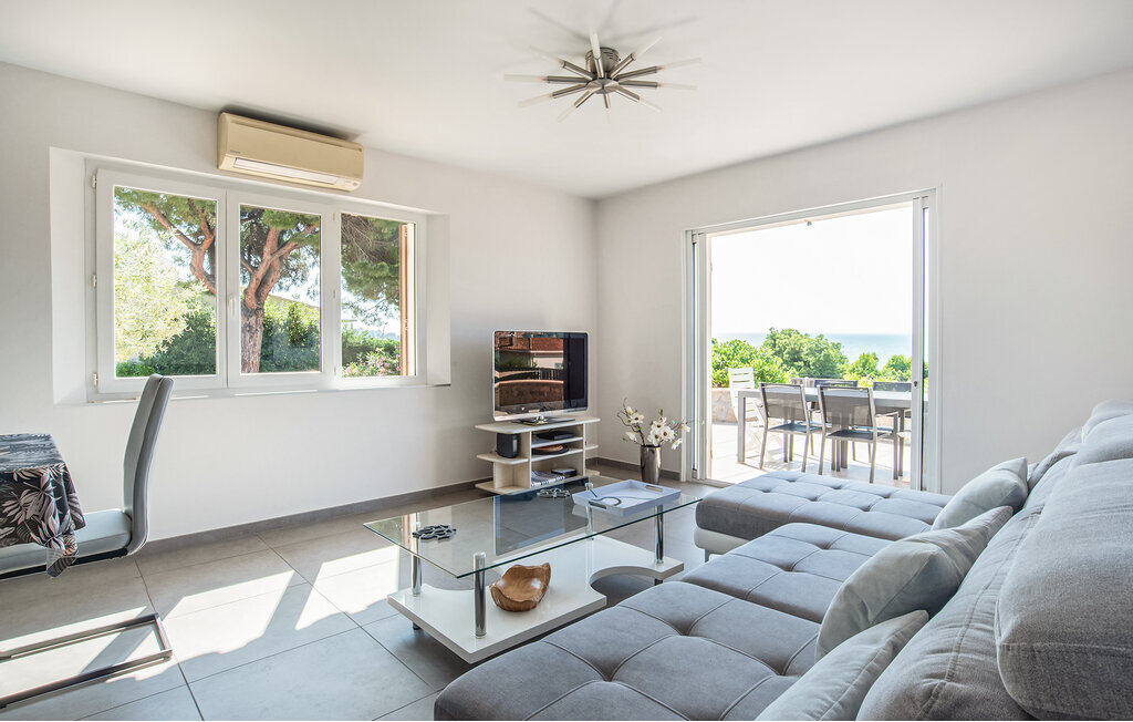 Villa vue mer à Roquebrune-sur-Argens, 6 personnes - Photo 4
