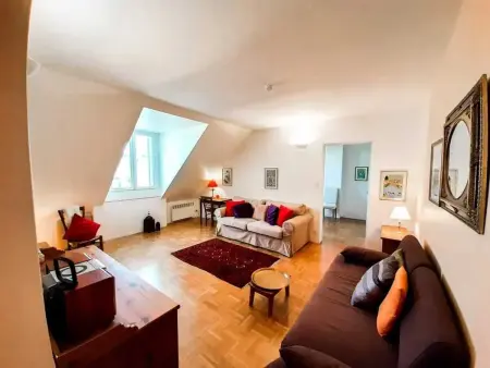 Location appartement à Amboise, Grand T2 centre historique d Amboise-bords de Loire