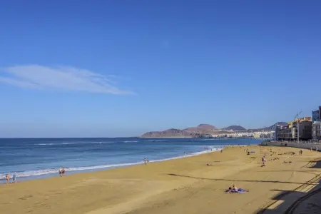Lovely balcony sea views By CanariasGetaway, Appartement bord de mer Playa Canteras - Photo 33