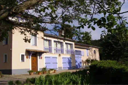 Location maison à Digne, Charmante maison près des gorges du Verdon avec piscine