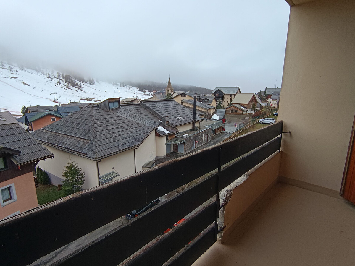 Studio 3* vue sud avec balcon et parking à Montgenèvre - Photo 6