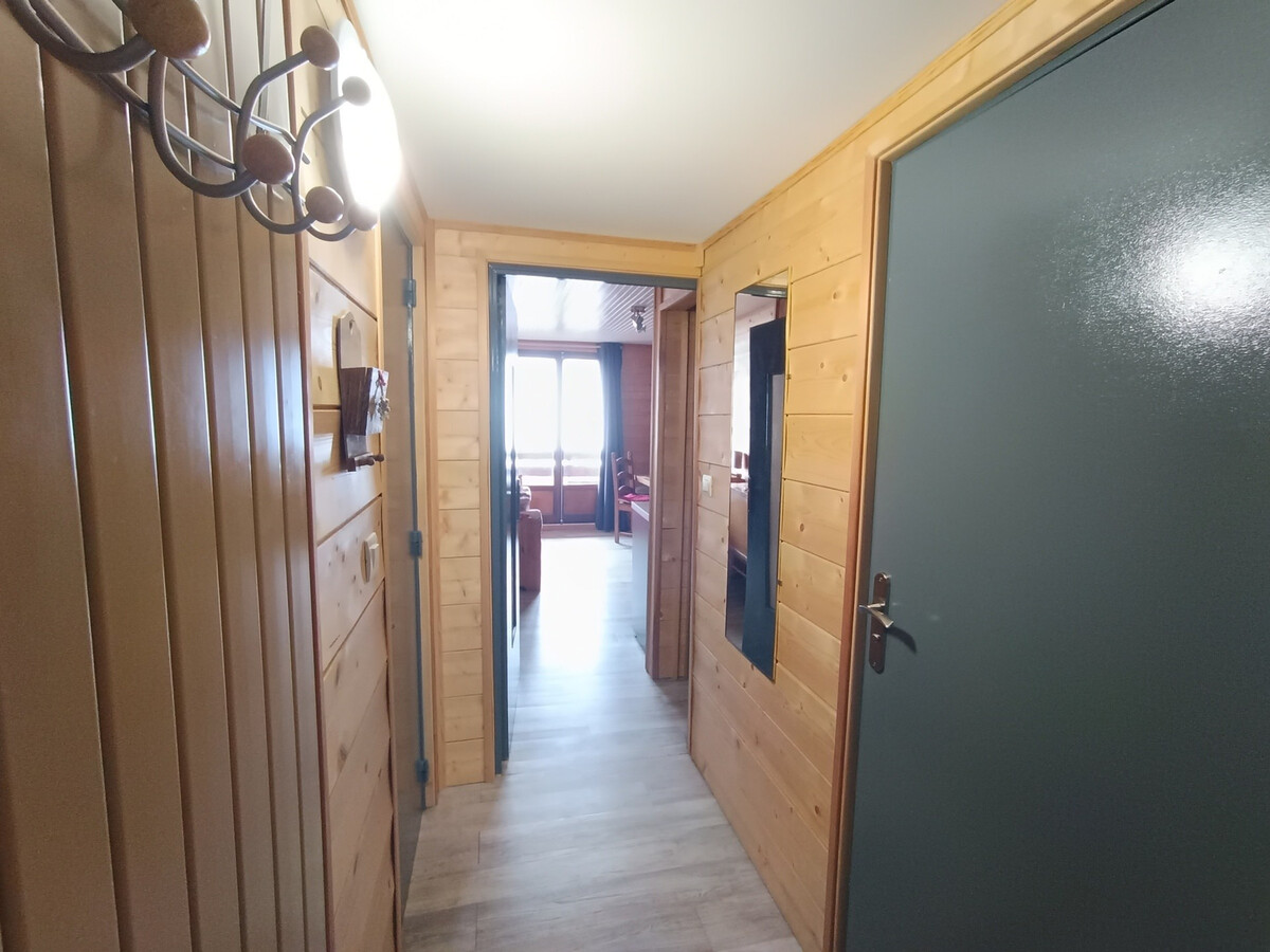 Studio 3* vue sud avec balcon et parking à Montgenèvre - Photo 9