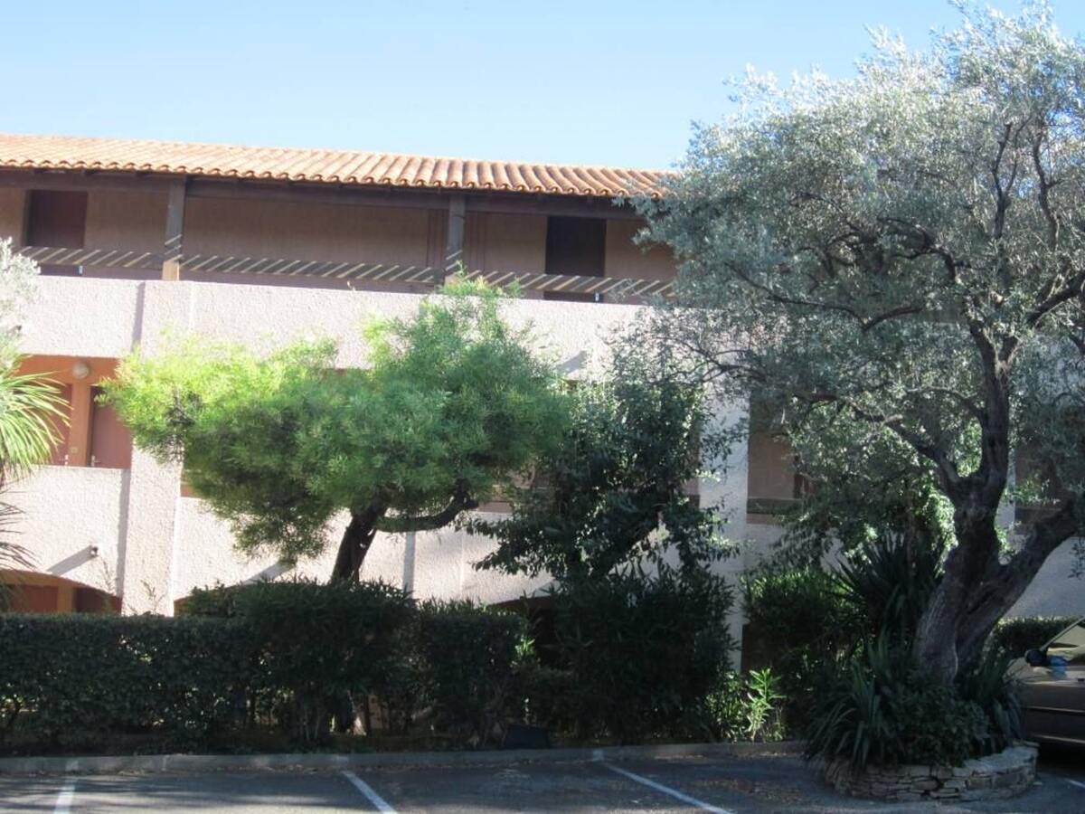 Appartement 2 personnes, terrasse jardin à Saint-Cyr-sur-Mer - Photo 1