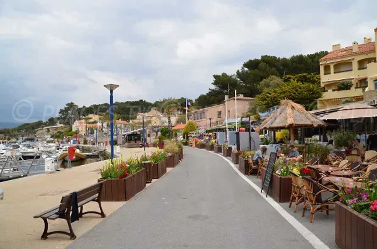 Appartement 2 personnes, terrasse jardin à Saint-Cyr-sur-Mer - Photo 20