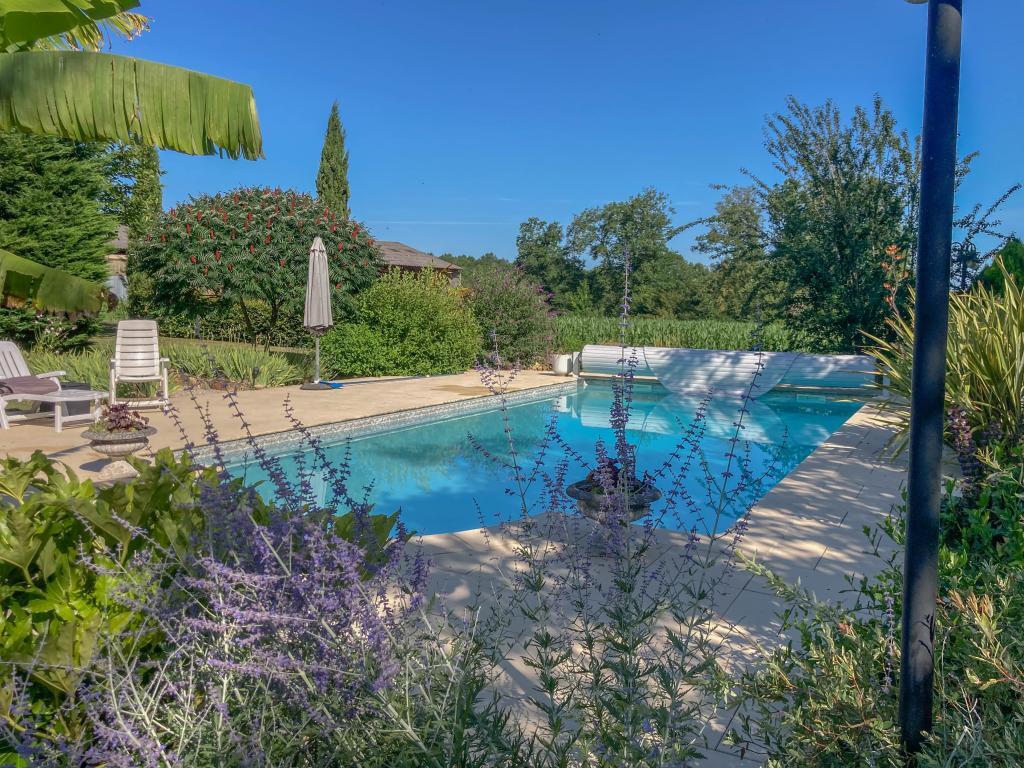 Cabirat, maison 6 personnes avec piscine à Mazeyrolles - Photo 2