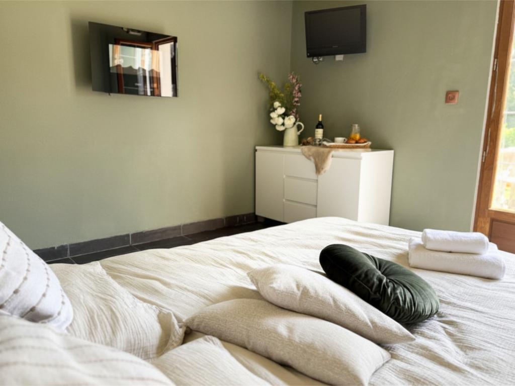 Cabirat, maison 6 personnes avec piscine à Mazeyrolles - Photo 26