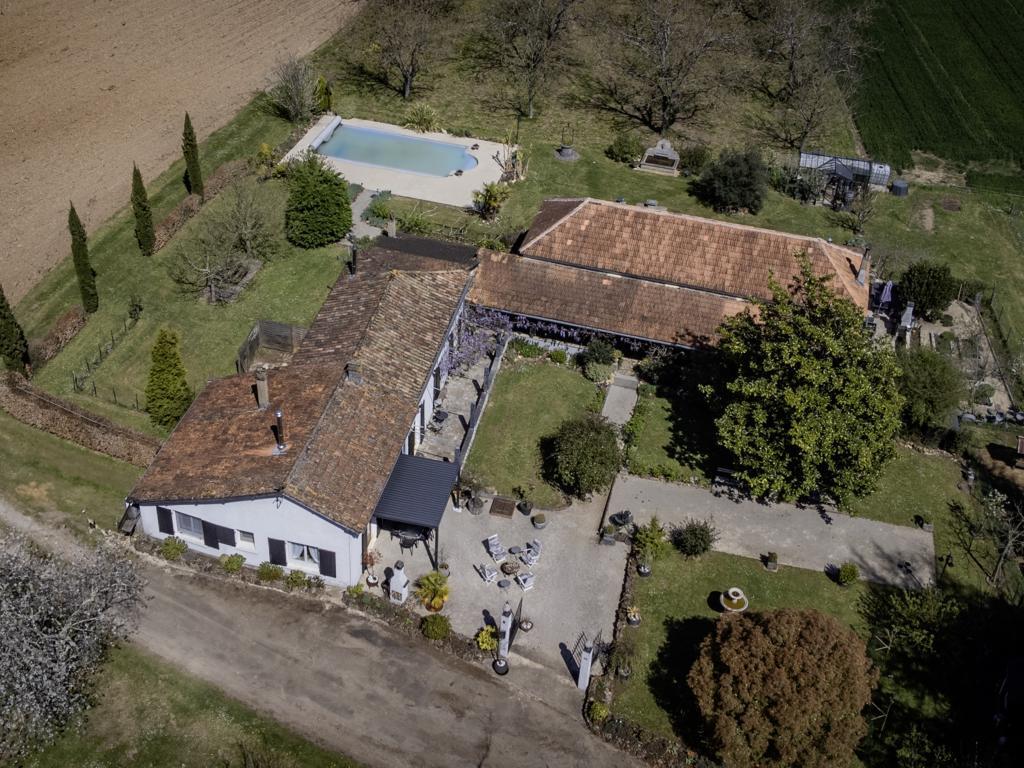 Cabirat, maison 6 personnes avec piscine à Mazeyrolles - Photo 37