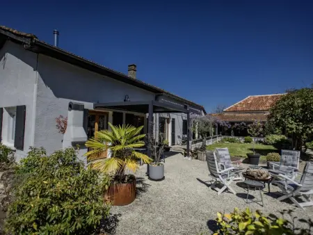 Cabirat, Gîte charmante avec beau jardin et piscine privé - Photo 20