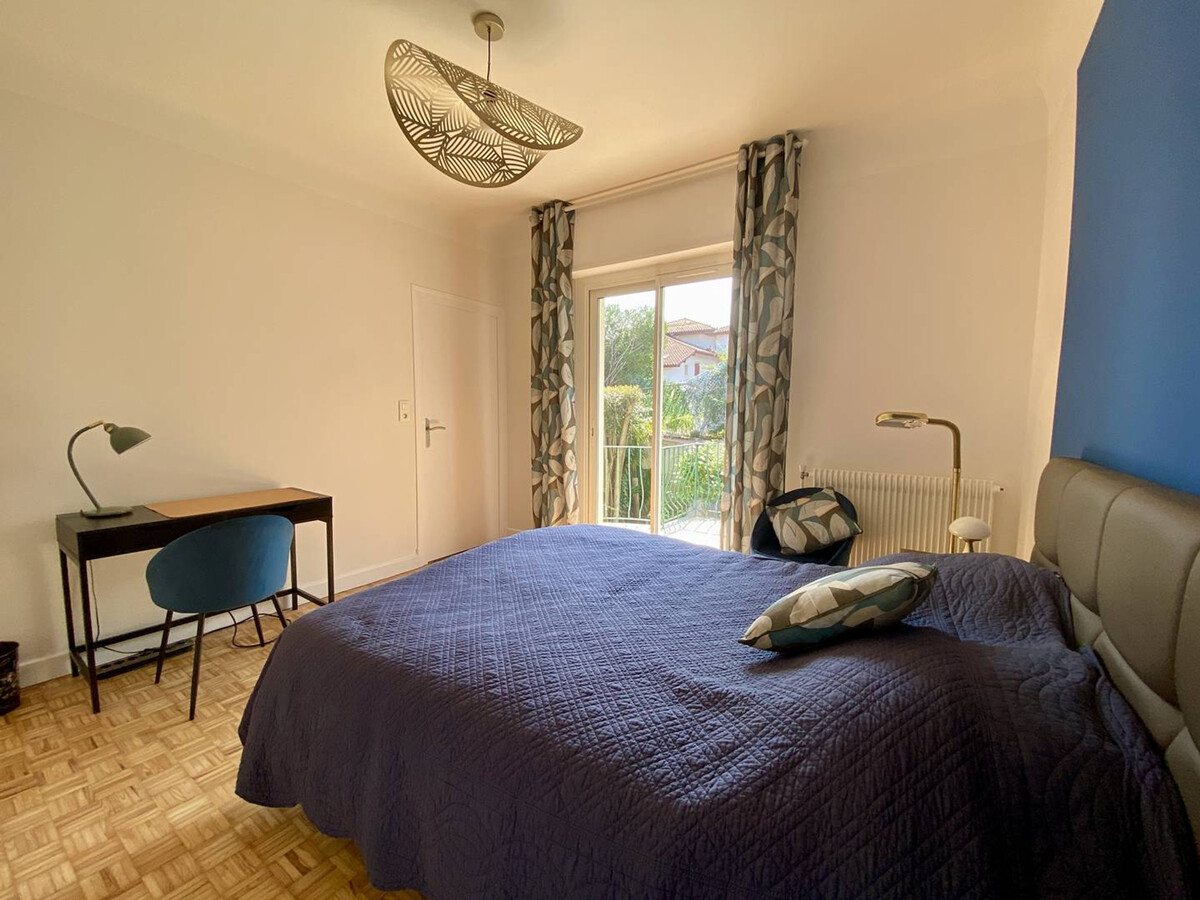 Maison de ville rénovée à Cambo-les-Bains avec balcon - Photo 11