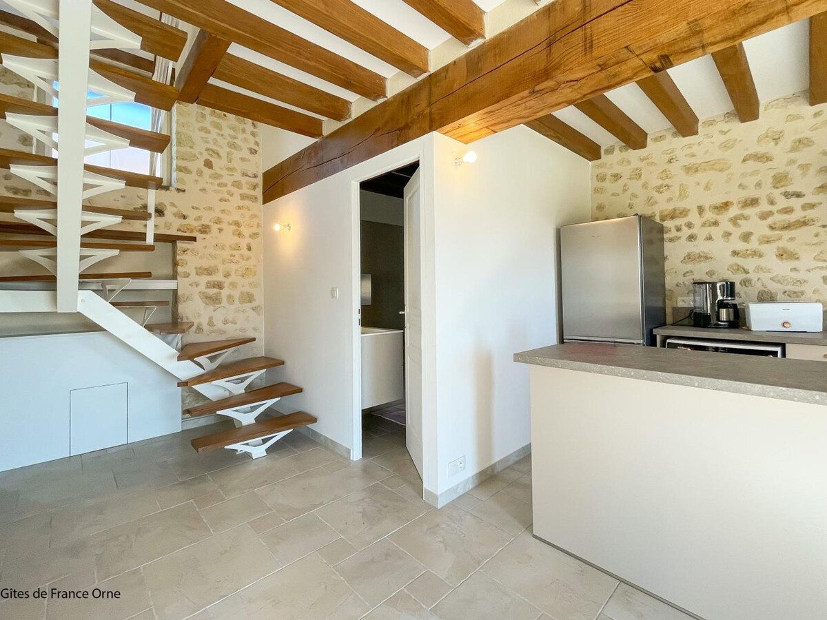Gîte en pierres avec terrain, chevaux et voie verte - Photo 9