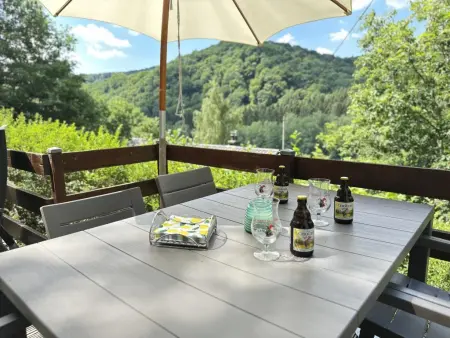 Le Quarante et Un : chalet à Aywaille, entre forêt et vallées : photo 2