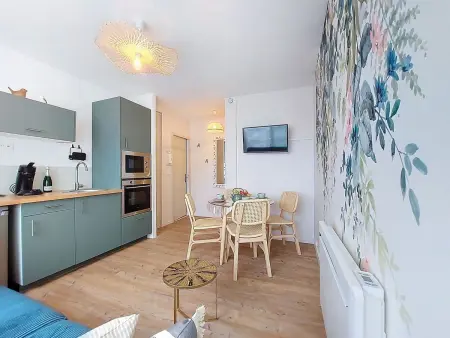 Appartement rénové 2025, 250 m de la plage : photo 9