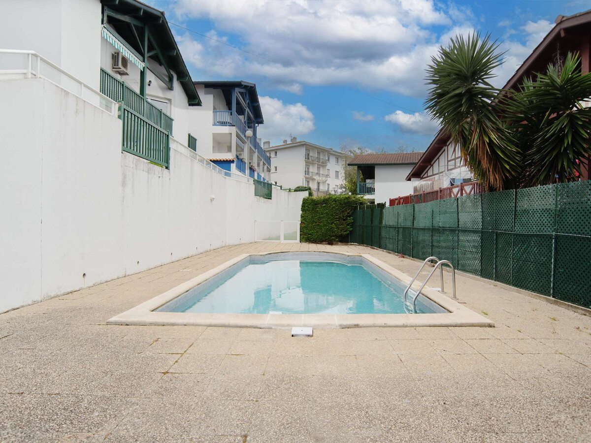 Begonia 35 : appartement climatisé avec piscine à Hendaye - Photo 9