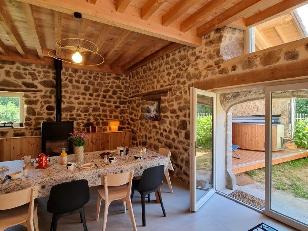 Gîte 12 pers. avec bain nordique à Usson-en-Forez - Photo 9