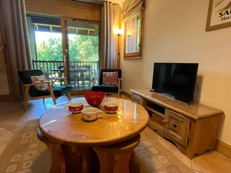 T4 Duplex Samoëns, 3 chambres, balcon, parking privé : photo 4