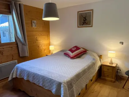 T4 Duplex Samoëns, 3 chambres, balcon, parking privé : photo 9
