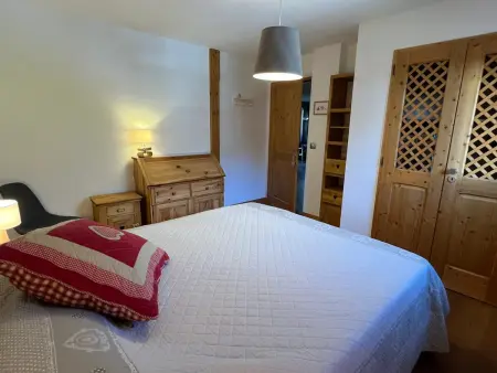 T4 Duplex Samoëns, 3 chambres, balcon, parking privé : photo 10