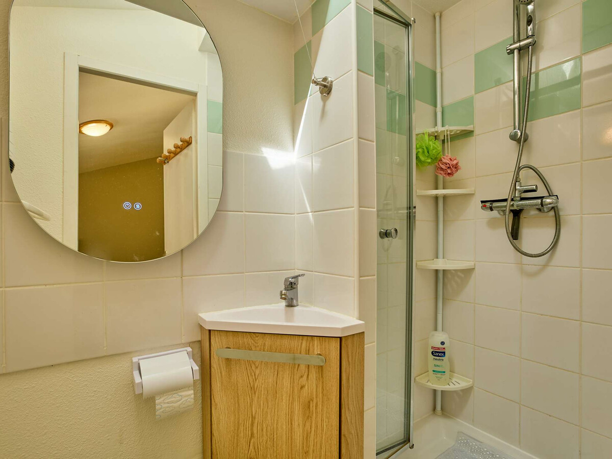 Duplex 35 m² piscine commune, jardin privé - Photo 7