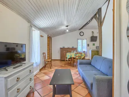 Location appartement à Cazaubon, Charmant T2 à Barbotan avec terrasse et animaux admis