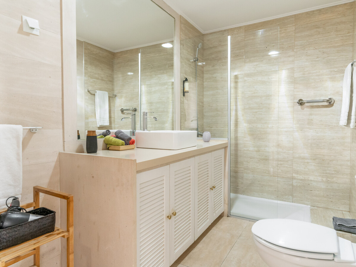 Appartement 3 chambres Chiado avec vues sur Santa Justa - Photo 6