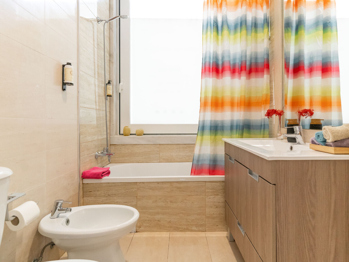 Appartement 3 chambres Chiado avec vues sur Santa Justa - Photo 18