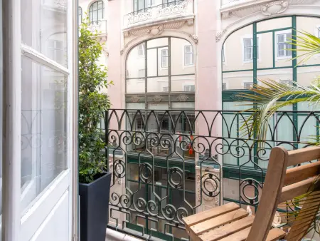 Appartement 3 chambres Chiado avec 5 balcons et vue Santa Justa : photo 2