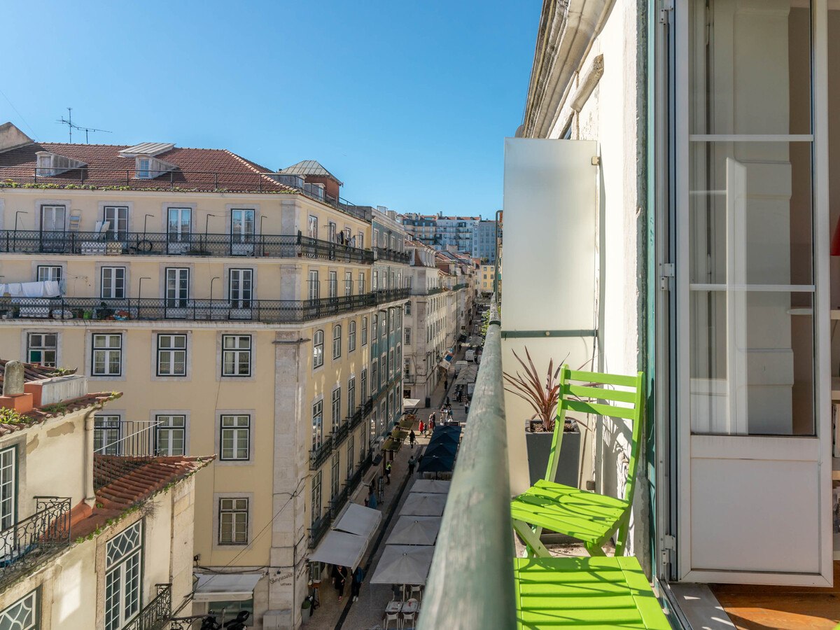Appartement 2 chambres Baixa avec ascenseur et balcon - Photo 8