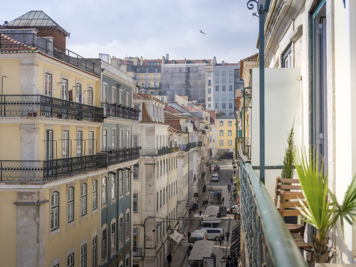 Appartement 2 chambres Baixa avec ascenseur et balcon - Photo 15