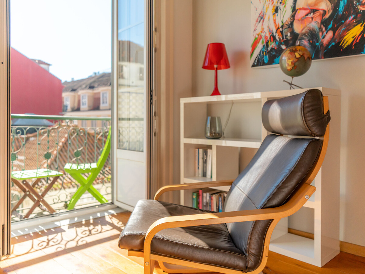 Appartement 2 chambres Baixa avec ascenseur et balcon - Photo 17
