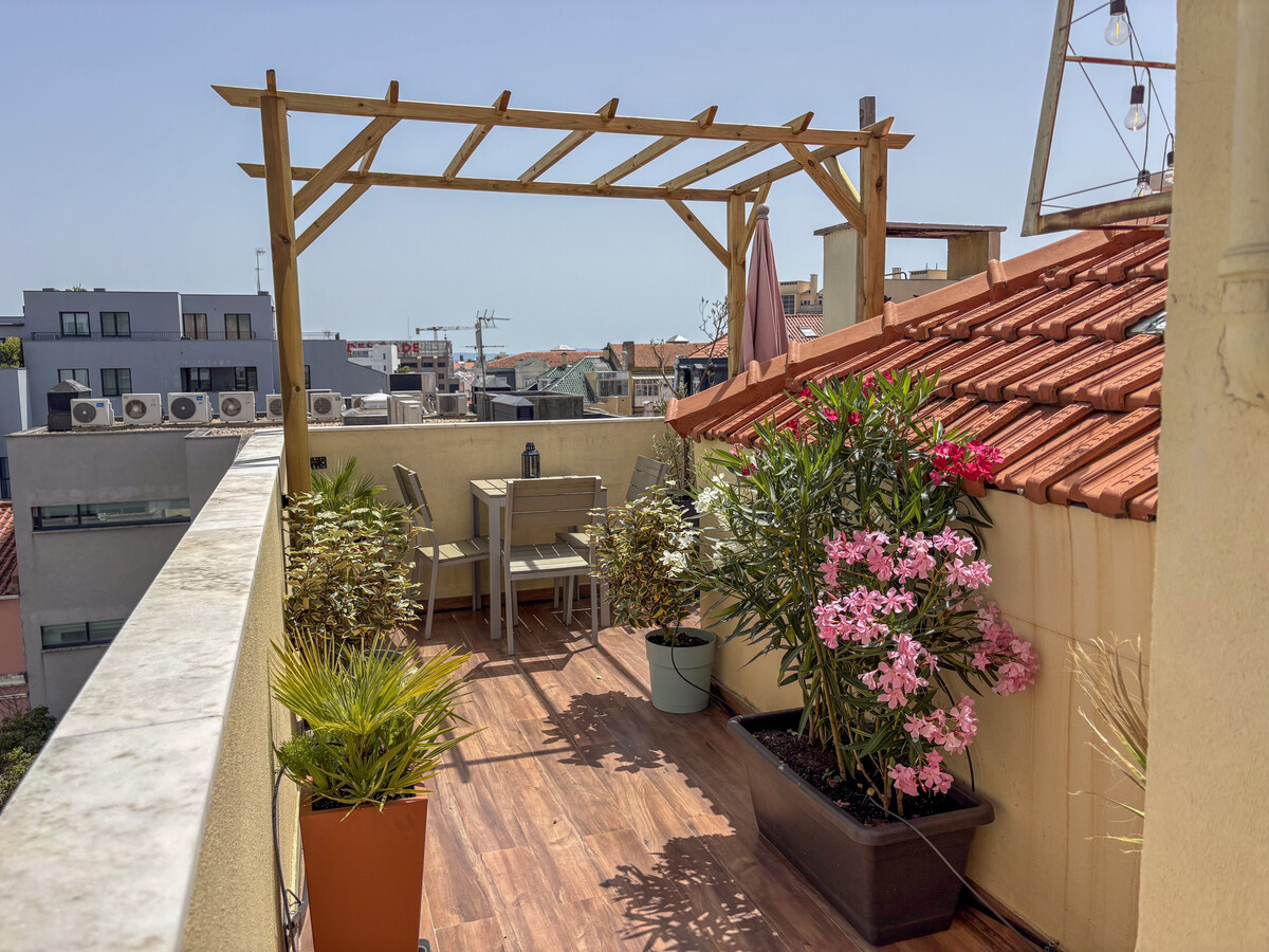 Penthouse privé à Lisbonne, terrasse vue pont et fleuve - Photo 1