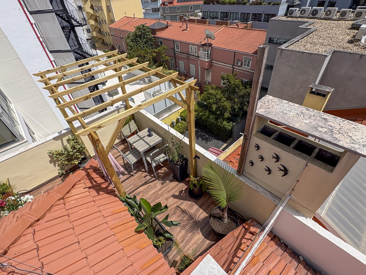 Penthouse privé à Lisbonne, terrasse vue pont et fleuve - Photo 12