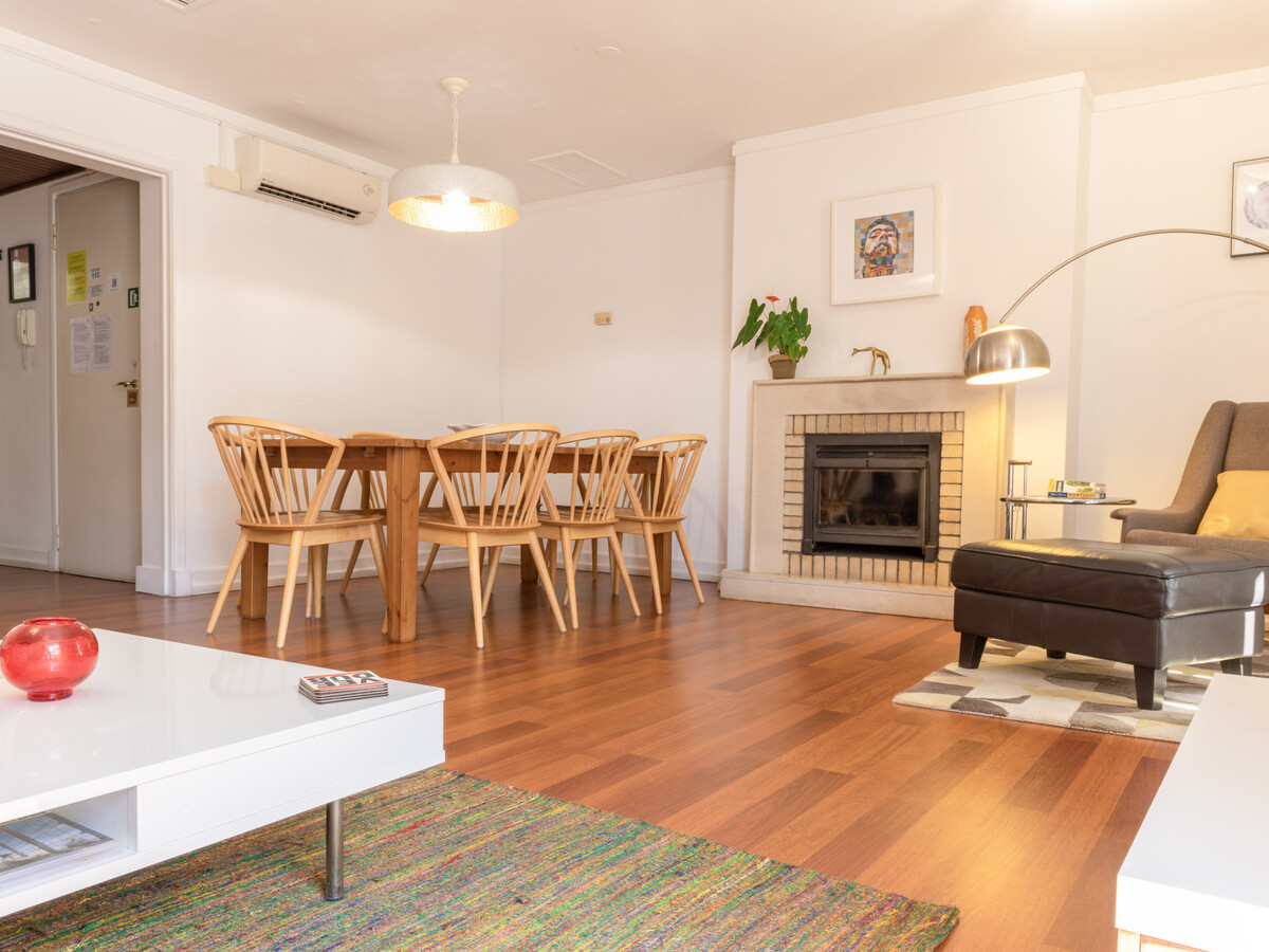 LV Premier Chiado CH2 : 3 chambres avec balcon vue toits - Photo 9