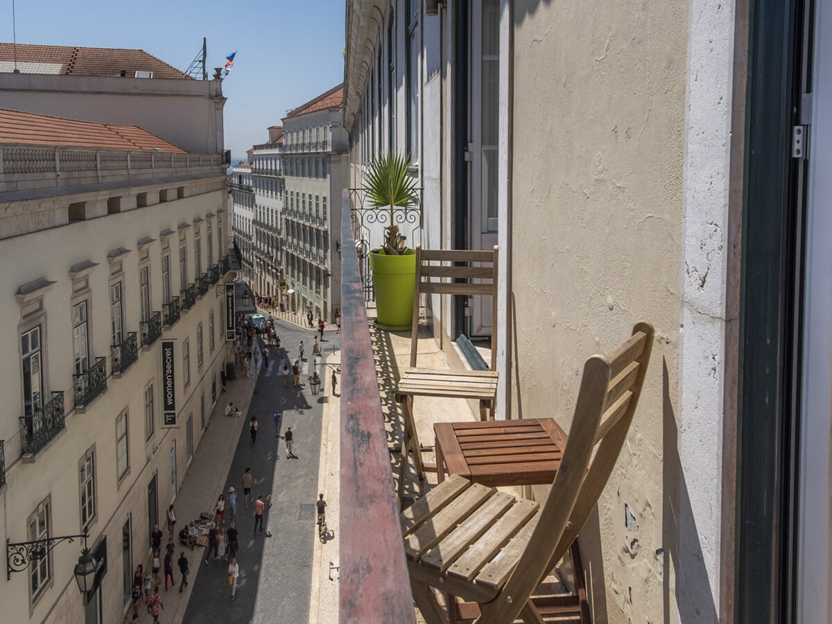 LV Premier Chiado CH2 : 3 chambres avec balcon vue toits - Photo 30
