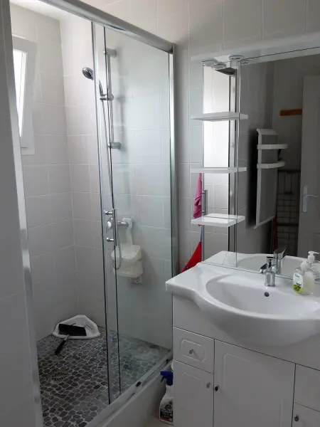 Maison spacieuse près de Marennes-Hiers-Brouage (90 m²) - Photo 7