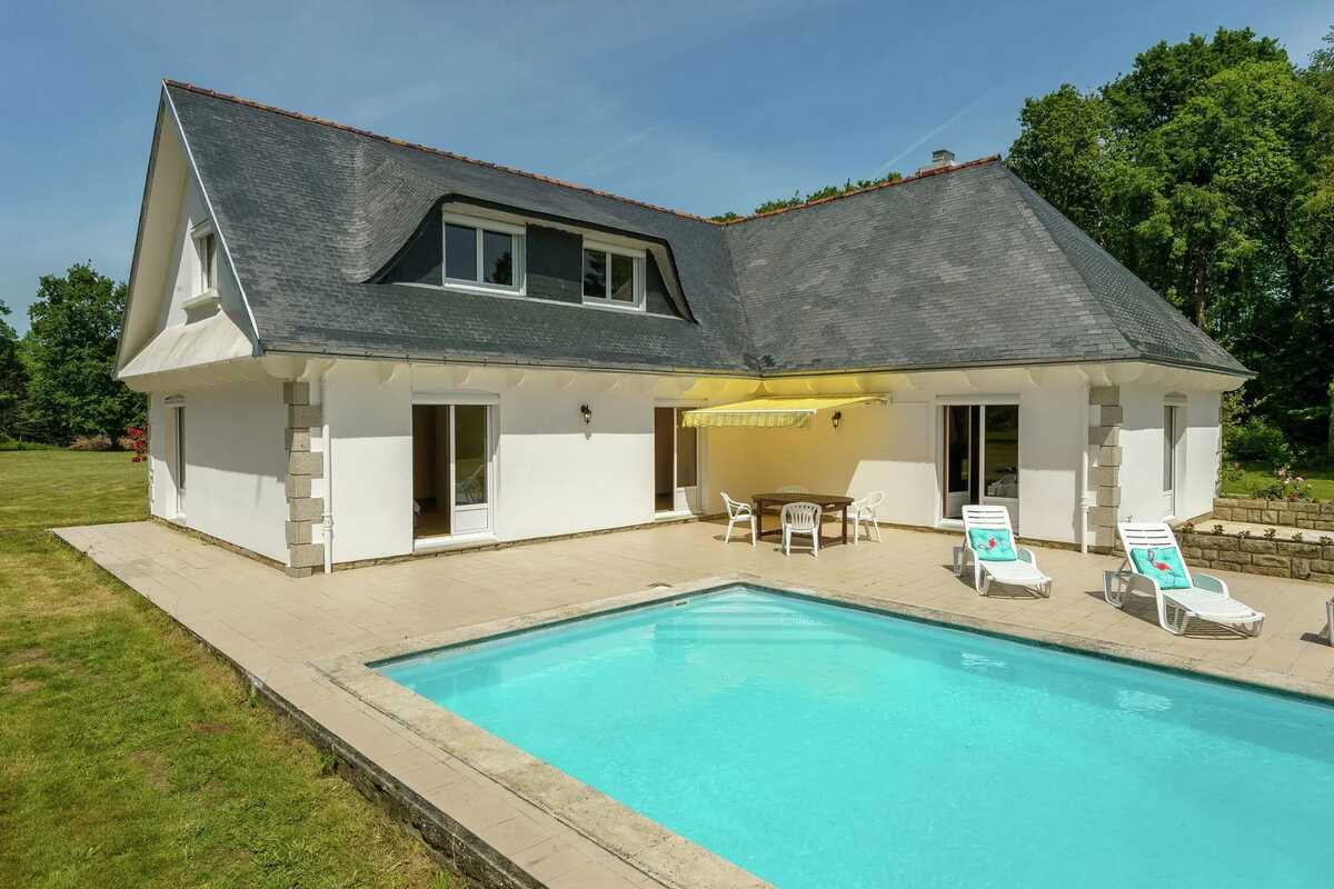 Villa 12 personnes à Concarneau, piscine privée juin-septembre - Photo 1