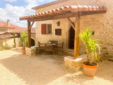 Le Mas d'Amour : maison de charme avec jacuzzi à Montcabrier : photo 3
