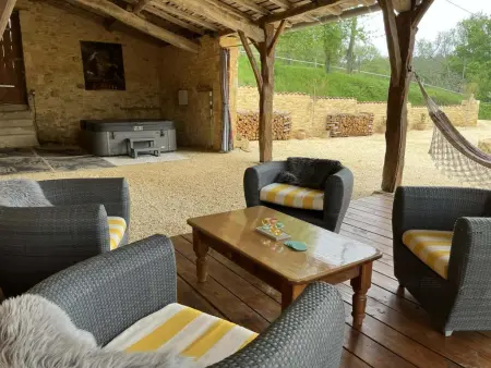 Le Mas d'Amour : maison de charme avec jacuzzi à Montcabrier : photo 8
