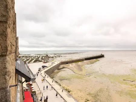 Quai Thomas – Appartement face à la mer à Cancale : photo 9