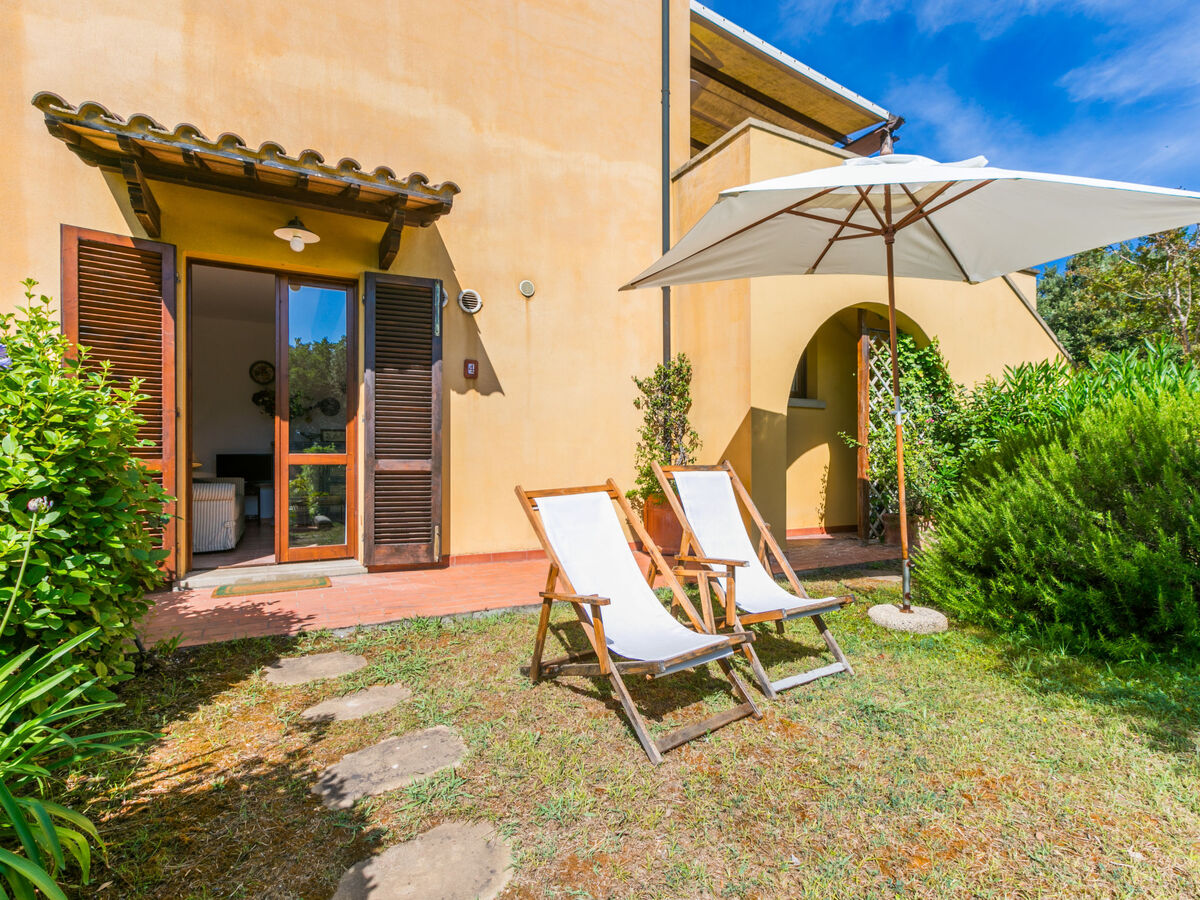 Il Castello – Appartement 2p à Montescudaio, accès piscine - Photo 1