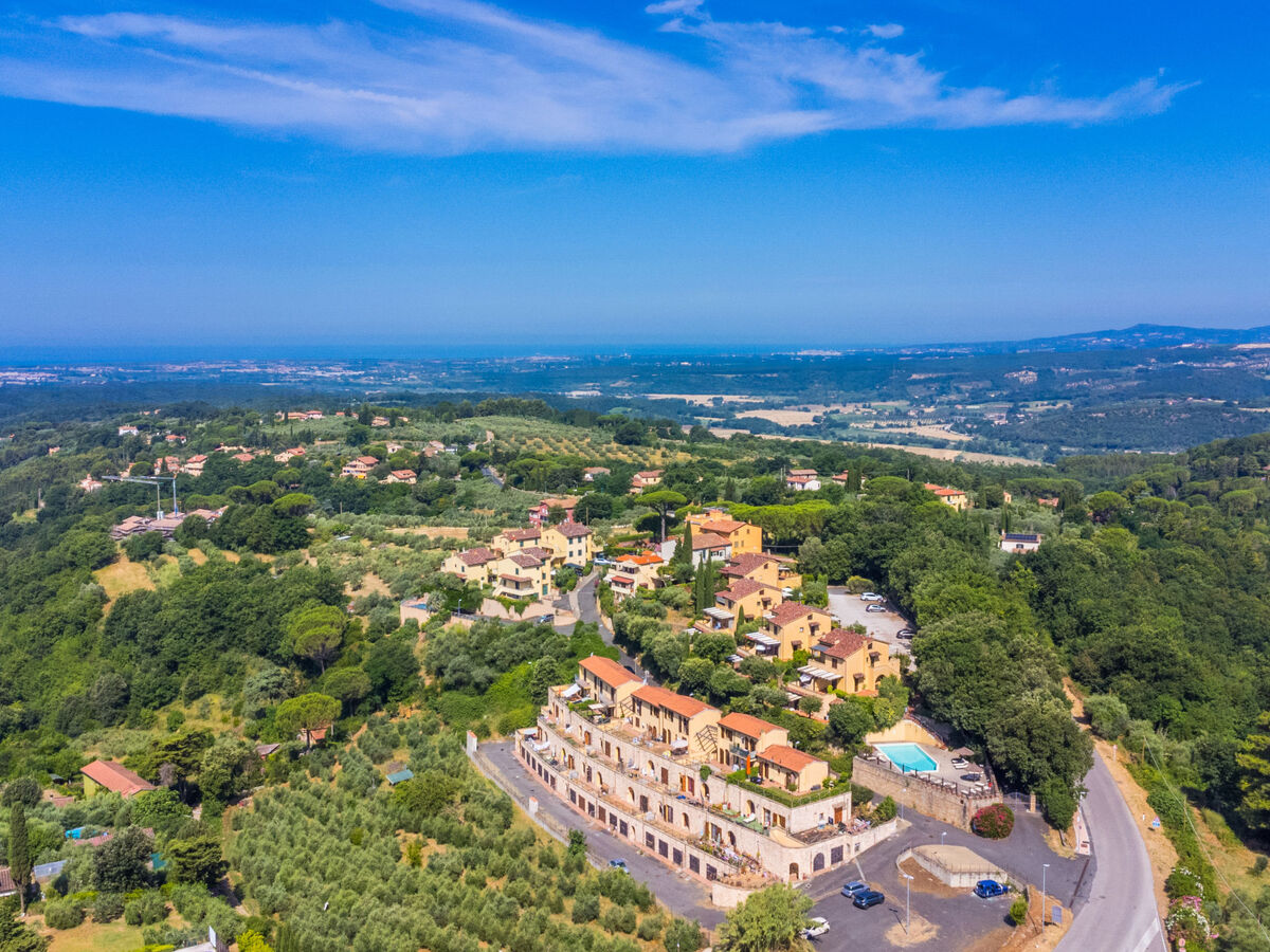 Il Castello – Appartement 2p à Montescudaio, accès piscine - Photo 4