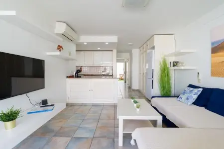 Location maison à San Bartolomé de Tirajana, Appartement à San Agustín près de la plage