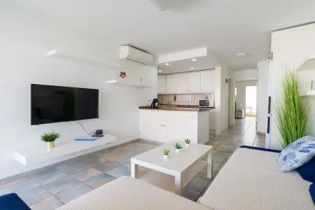 Maison Sava Bajo 3, 50 m de la plage à San Bartolomé : photo 11