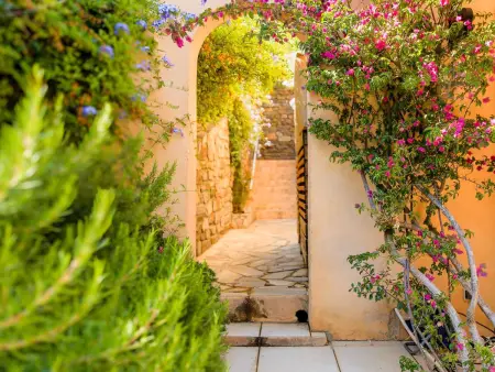 Villa bohème Mont des Roses avec piscine débordement : photo 21