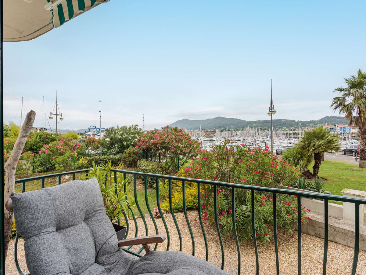 Appartement 3 chambres, vue port et parking à Hendaye - Photo 1